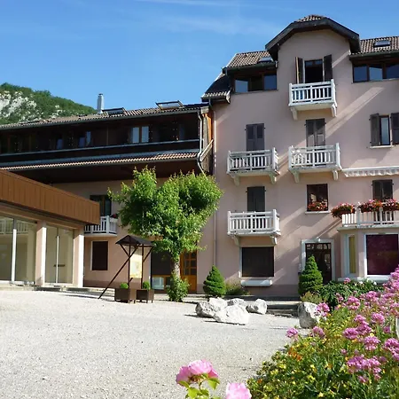 Apartment Le Nid Du Lac, En Duplex Au Bord Du D'annecy, Avec Privee